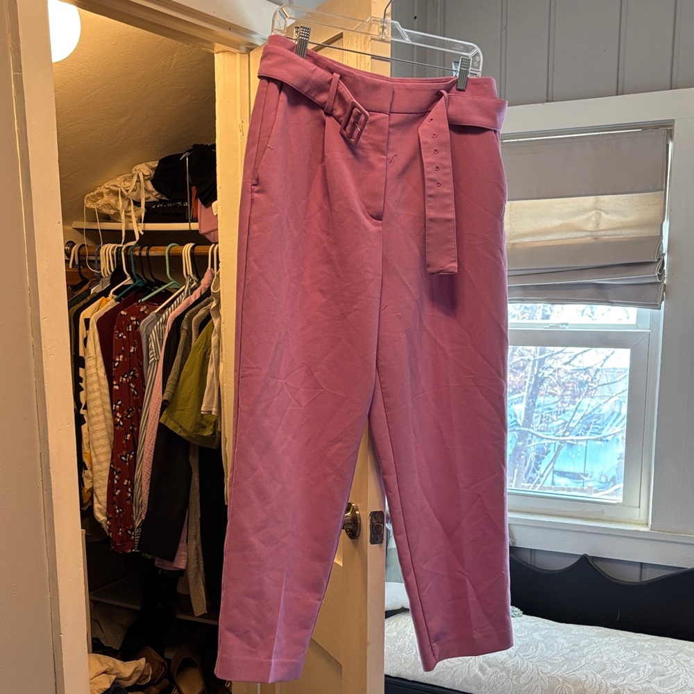 Ann Taylor Pink Cropped Belted Pants